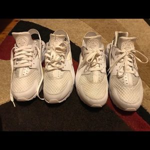 White Nike Huarache 2 pair